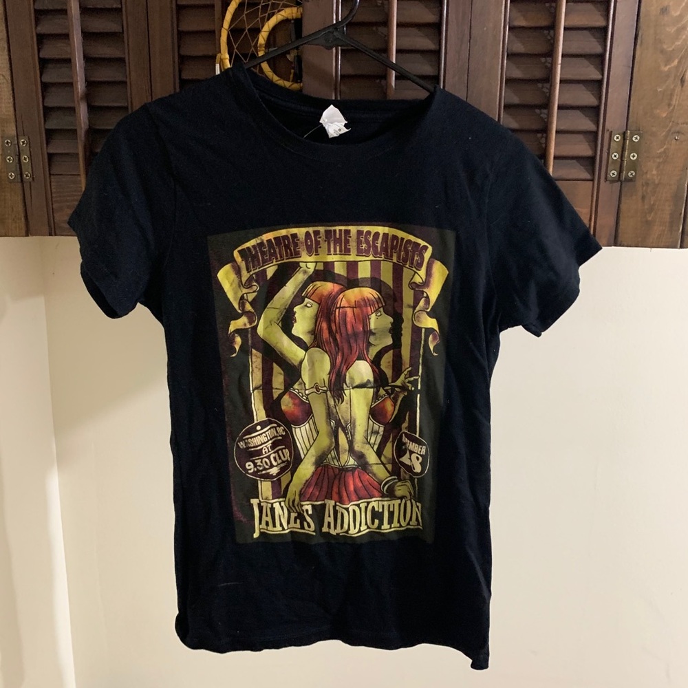 Jane’s addiction tee